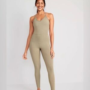 Old Navy Beige/khaki Activewear Bodysuit Women’s Size Medium- Large